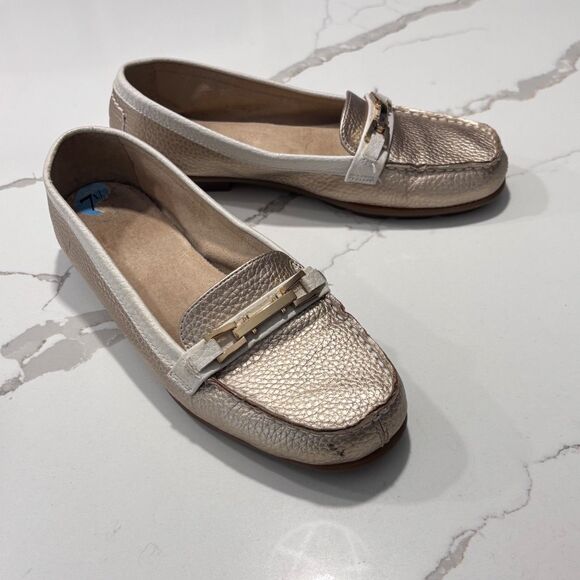 Aerosoles Women's Metallic Gold Nuwsreel Moccasin Vegan Loafers Shoes Size 7.5 - Picture 2 of 12